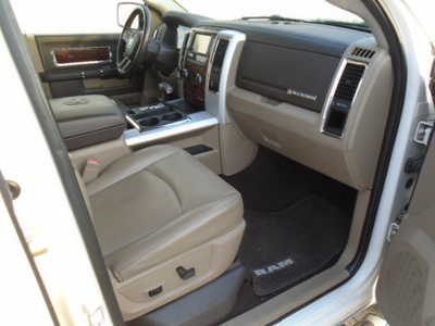 2009 Dodge 1500 Crew Cab, $7900. Photo 4