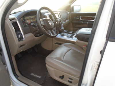 2009 Dodge 1500 Crew Cab, $7900. Photo 7