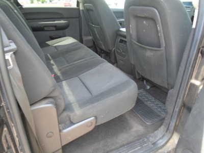 2010 GMC 2500 Crew Cab, $7900. Photo 9