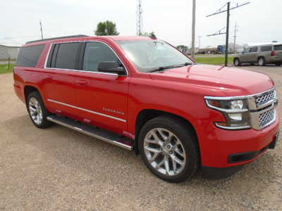 2020 Chevrolet Suburban, $24900. Photo 5