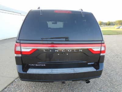 2015 Lincoln Navigator, $13900. Photo 3