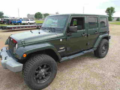 2010 Jeep Wrangler Unlimited, $6900. Photo 1