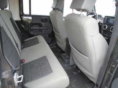 2010 Jeep Wrangler Unlimited, $6900. Photo 8