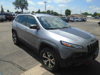 2015 Jeep Cherokee, $6900. Photo 5