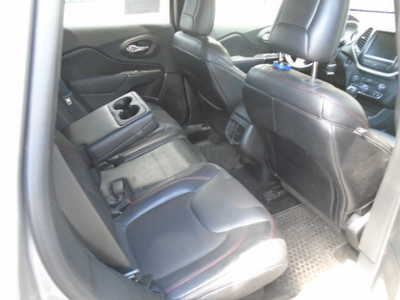 2015 Jeep Cherokee, $6900. Photo 7