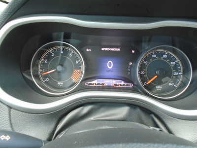 2015 Jeep Cherokee, $6900. Photo 12