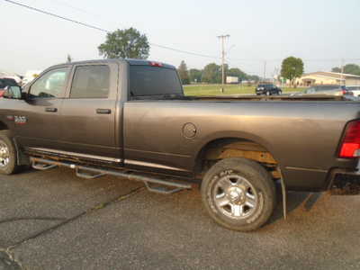 2014 Dodge 3500 Crew Cab, $8900. Photo 2