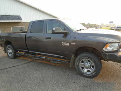 2014 Dodge 3500 Crew Cab, $8900. Photo 5