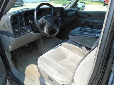 2006 Chevrolet Suburban, $2500. Photo 10