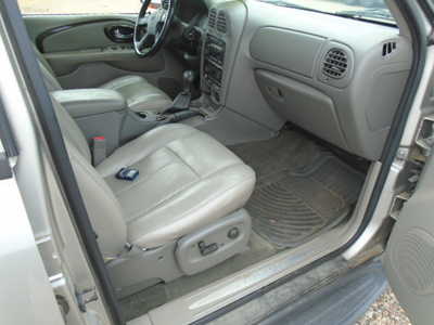 2005 Buick Rainier, $900. Photo 8