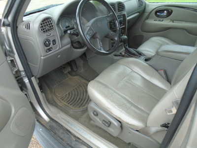 2005 Buick Rainier, $900. Photo 11