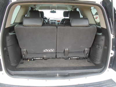 2014 GMC Yukon, $6900. Photo 10