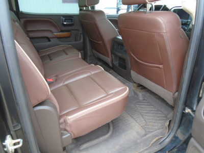 2016 Chevrolet 2500 Crew Cab, $19500. Photo 9