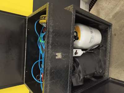 2023 Aluma Ice Enclosed, $34000. Photo 6
