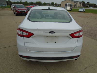 2014 Ford Fusion, $3900. Photo 3