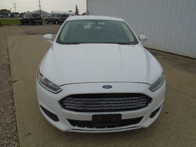 2014 Ford Fusion, $3900. Photo 6