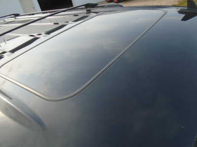 2013 Chevrolet Suburban, $7900. Photo 6