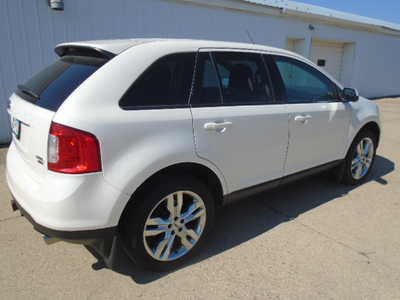 2014 Ford Edge, $5900. Photo 4