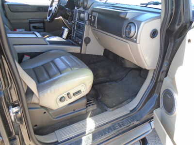 2004 Hummer H2, $13900. Photo 7