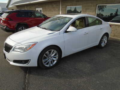 2014 Buick Regal, $6400. Photo 1
