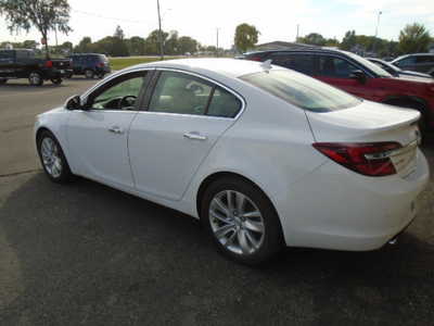 2014 Buick Regal, $6400. Photo 2