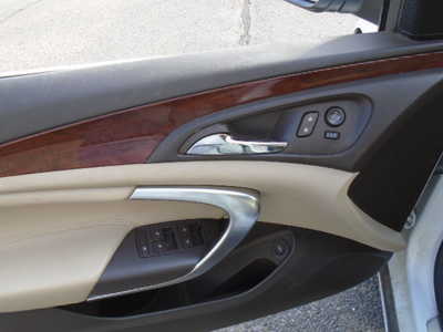 2014 Buick Regal, $6400. Photo 11