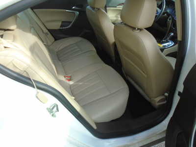 2016 Buick Regal, $7900. Photo 9