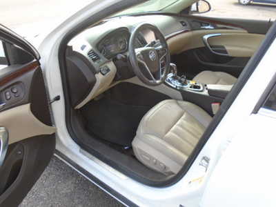 2016 Buick Regal, $7900. Photo 10