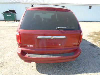 2007 Chrysler Town & Country, $1300. Photo 3