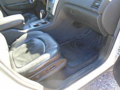2011 Chevrolet Traverse, $2900. Photo 7