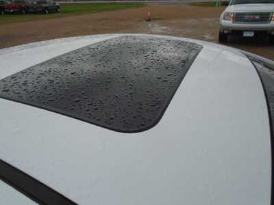 2016 Hyundai Elantra, $3900. Photo 6