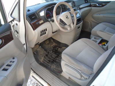 2017 Nissan Quest, $4500. Photo 10