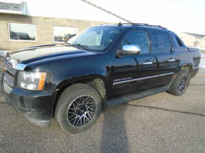 2012 Chevrolet Avalanche, $4900. Photo 1