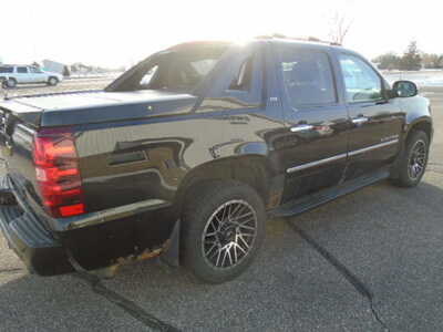 2012 Chevrolet Avalanche, $4900. Photo 4