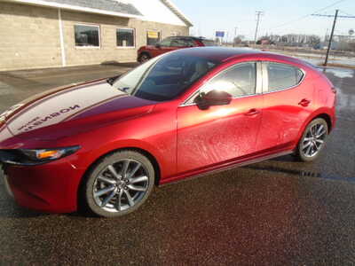 2019 Mazda Mazda3, $12900. Photo 1