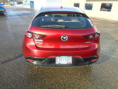 2019 Mazda Mazda3, $12900. Photo 3