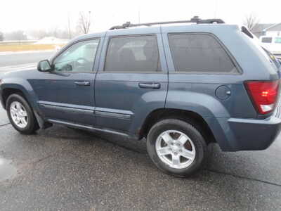 2007 Jeep Grand Cherokee, $1900. Photo 2