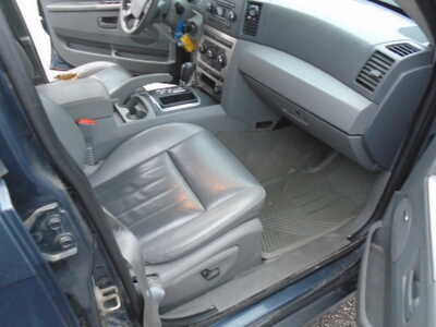 2007 Jeep Grand Cherokee, $1900. Photo 6