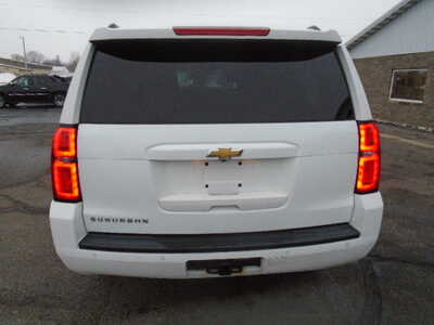 2015 Chevrolet Suburban, $5400. Photo 3