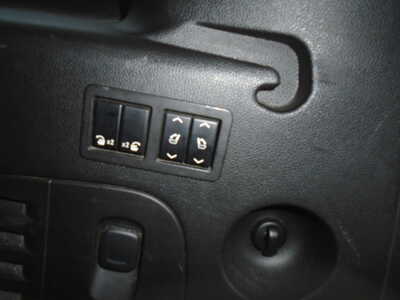 2015 Chevrolet Suburban, $5400. Photo 11