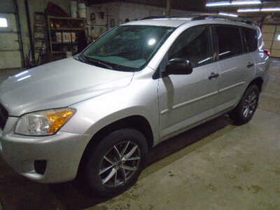 2011 Toyota RAV4, $4900. Photo 1