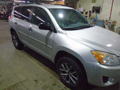 2011 Toyota RAV4, $4900. Photo 5