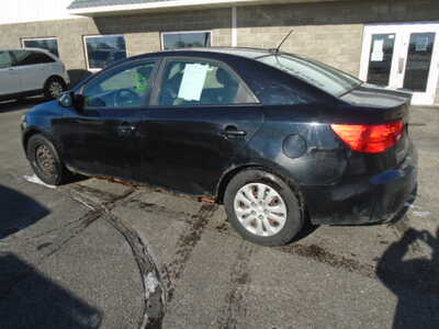 2011 Kia Forte, $800. Photo 2