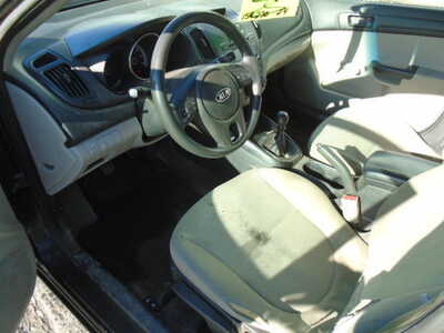 2011 Kia Forte, $800. Photo 7