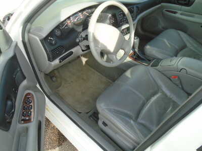 2002 Buick Regal, $3800. Photo 9