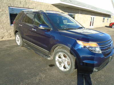 2011 Ford Explorer, $4900. Photo 2