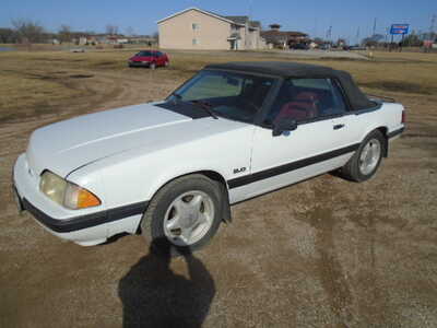 1991 Ford Mustang, $3600. Photo 1