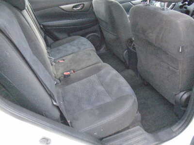 2015 Nissan Rogue, $3900. Photo 7