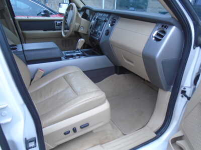 2014 Ford Expedition, $5400. Photo 7