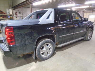 2010 Chevrolet Avalanche, $4400. Photo 3